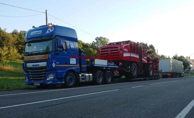 GRIMME������Ī��REXOR 620��������ի@�C�M�����m����